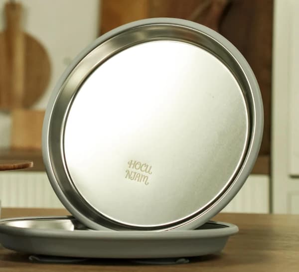 Baby suction plate with dividers — Hocu Njam safe stainless steel kids tableware